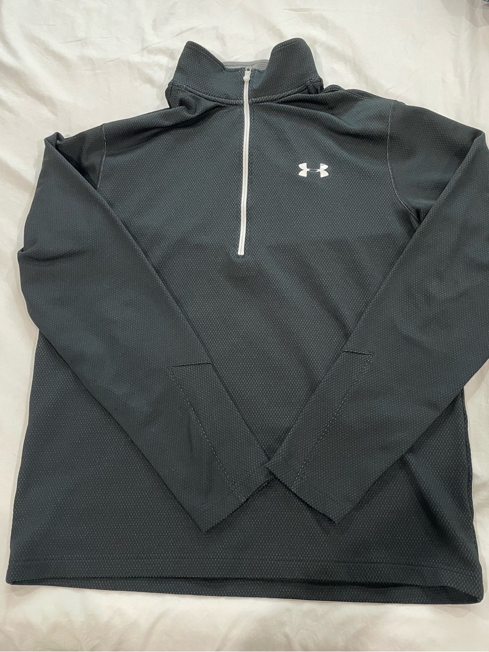 Under Armour Black Half-Zip Athletic Pullover Coldgear Loose Fit